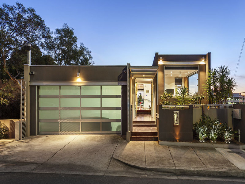 2 Harrison Crescent, Hawthorn, Vic 3122 Property Details