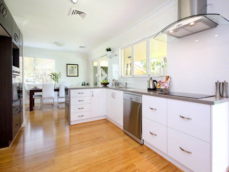 11 Gleneagle Street, Kenmore, Qld 4069 Property Details