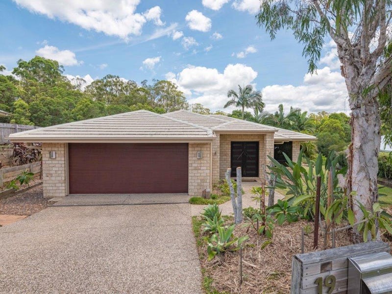 19 Jasmine Avenue, Southside, QLD 4570