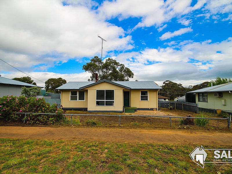 18 Hoare Terrace, Padthaway, SA 5271 Property Details