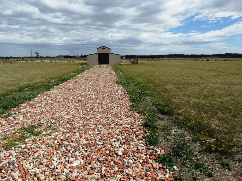 88 Tom Jones Road, Ross Creek, VIC 3351