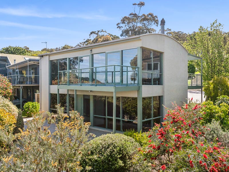 17 Smithers Street, Lorne, Vic 3232 House for Sale