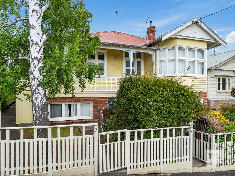 7 Barton Avenue, West Hobart, TAS 7000