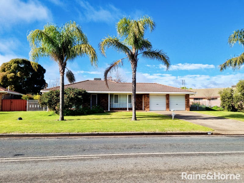 99 Fontenoy Street, Young, NSW 2594