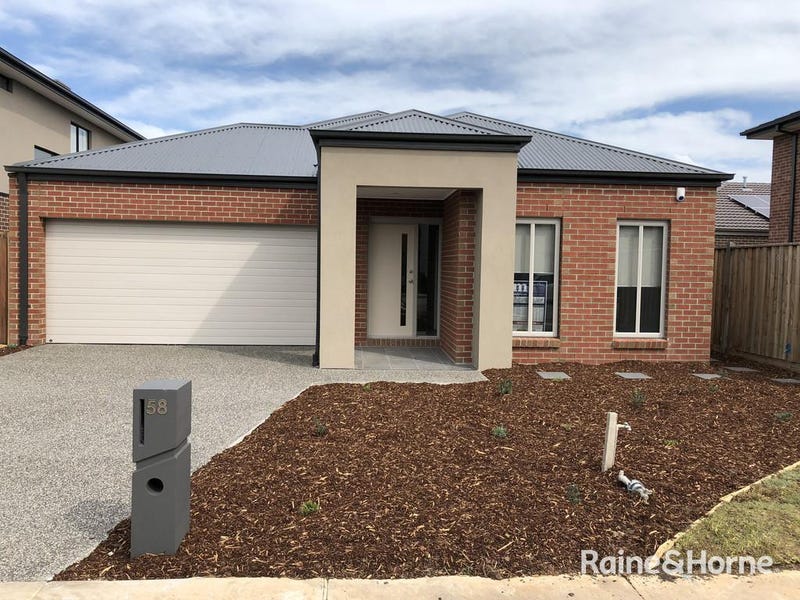 58 Waterhaven Boulevard, Point Cook, VIC 3030