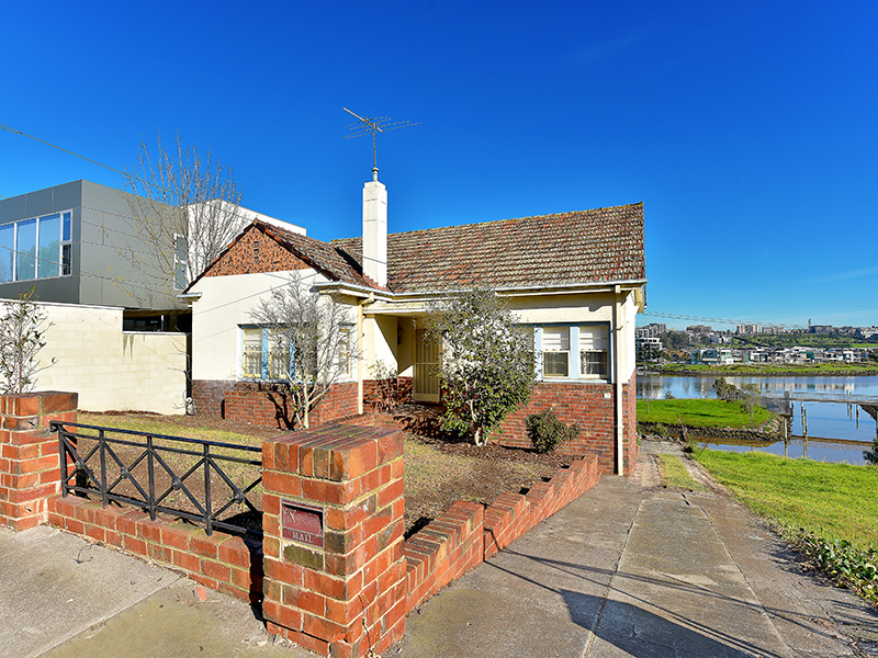 17 Fisher Parade, Ascot Vale, Vic 3032