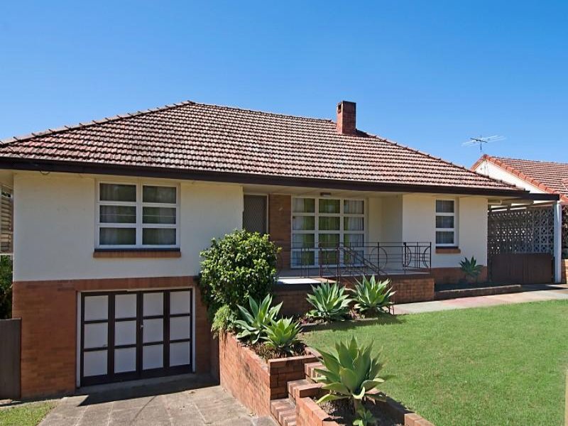 326 Richmond Road, Cannon Hill, QLD 4170