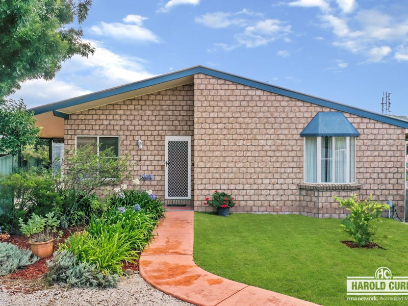 98A Bulwer Street, Tenterfield, NSW 2372 Property Details
