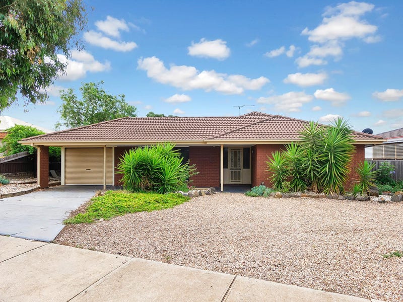 24 Ryan Court Bacchus Marsh Vic 3340 Realestate Com Au