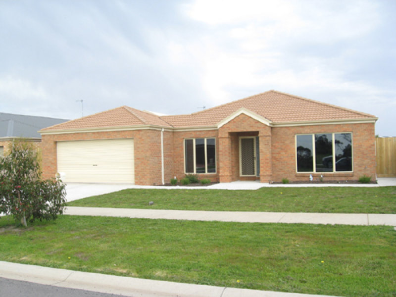 71 Meanderri Drive, Inverloch, Vic 3996 Property Details