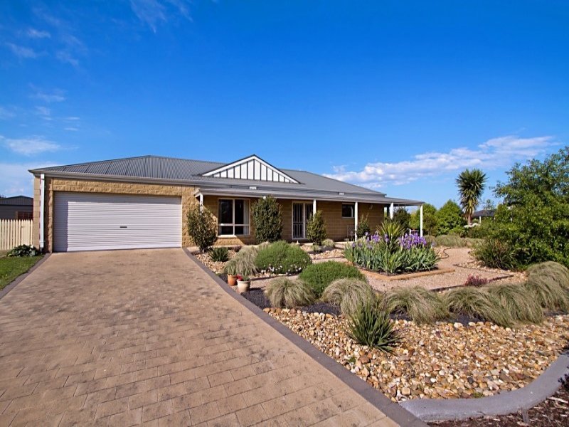 54 Tootle Street, Kilmore, Vic 3764 Property Details