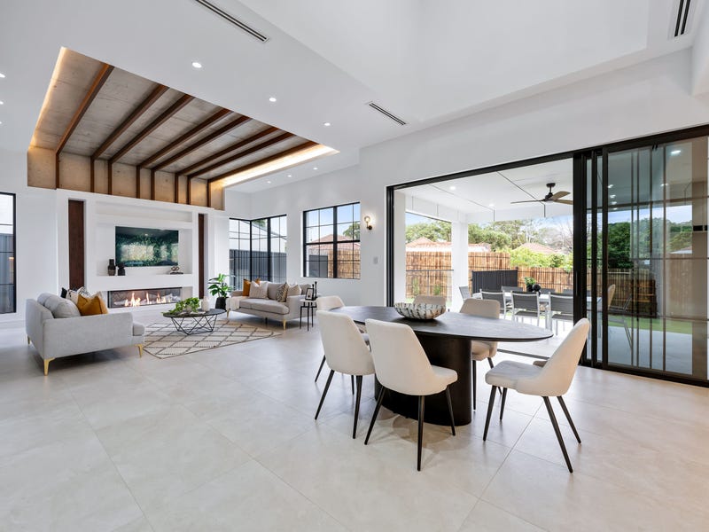 18 Lance Avenue, Blakehurst, NSW 2221 Property Details