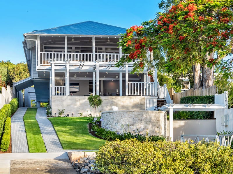 29 Brisbane Corso, Fairfield, QLD 4103