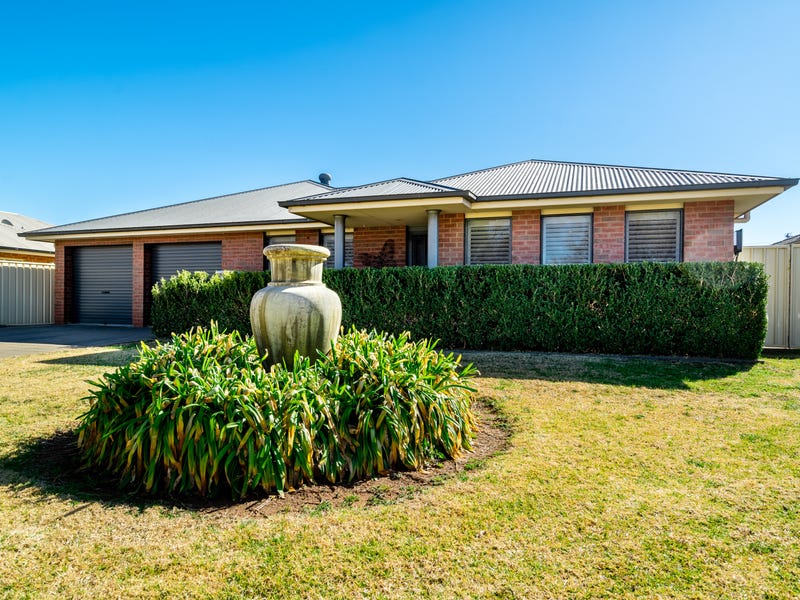 3 Keswick Parkway, Dubbo, NSW 2830 Property Details