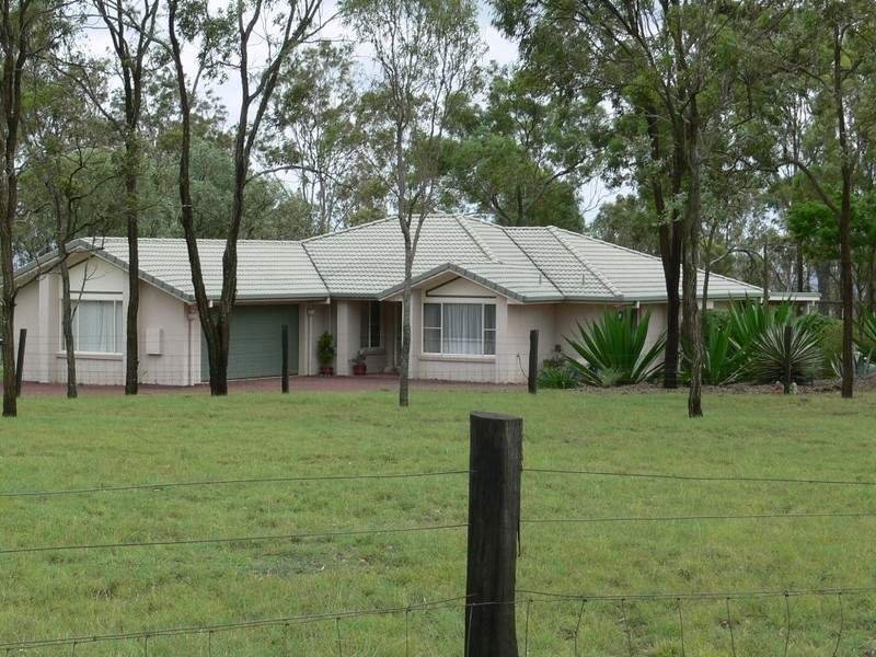 67 Lakeview Drive, Esk, Qld 4312 Property Details