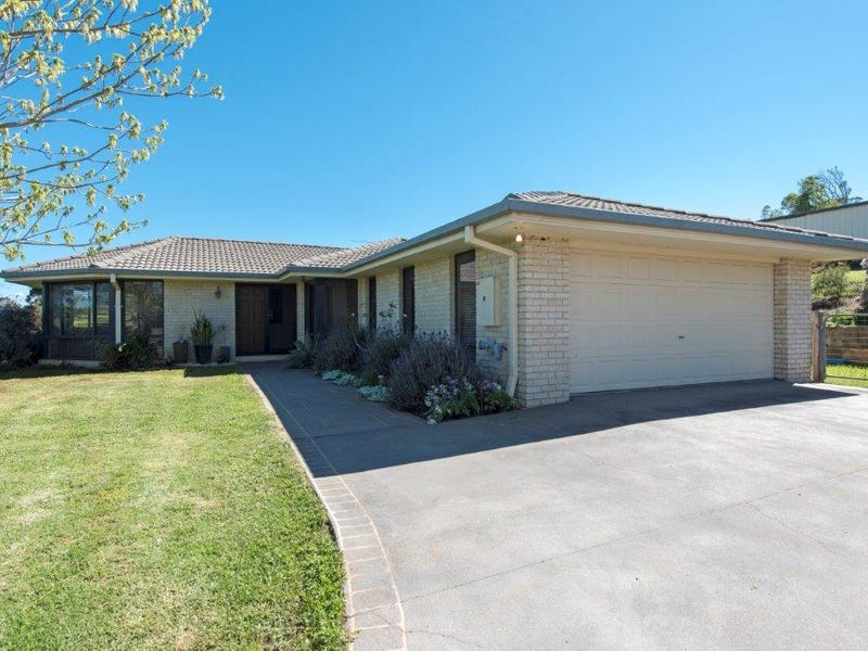 8 Palmer Drive, Highfields, QLD 4352