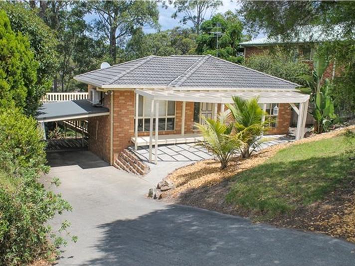 15 Hawks Nest Place, Surfside, NSW 2536 Property Details