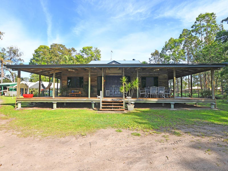 33 Carrick Way, Wondunna, Qld 4655 Property Details