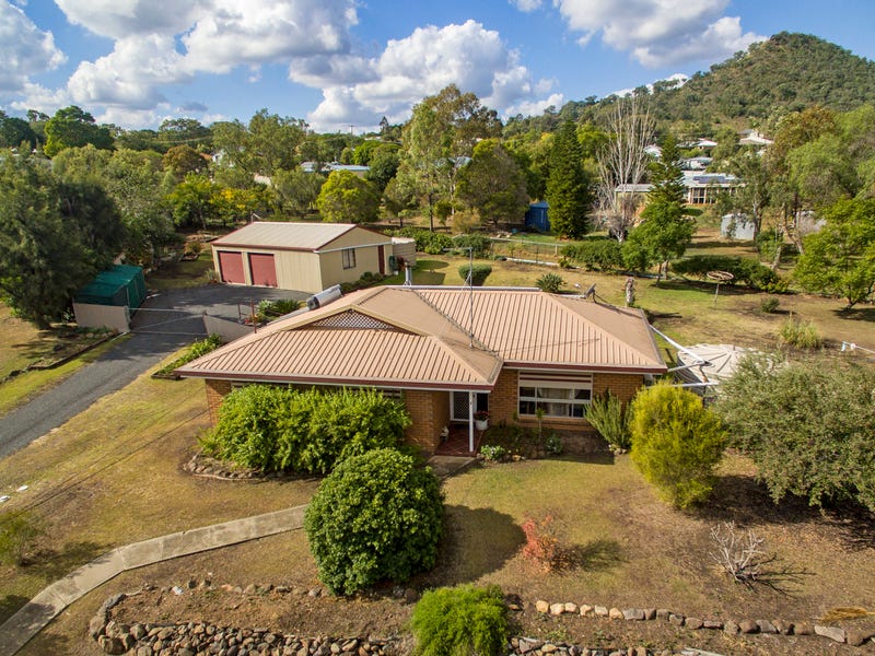 4 Court, Kingsthorpe, QLD 4400