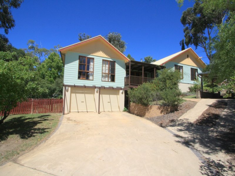11 Moloola Ave, Cooma, NSW 2630 Property Details