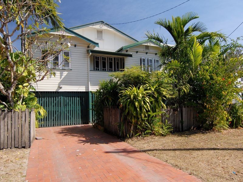 357 Draper Street, Parramatta Park, Qld 4870