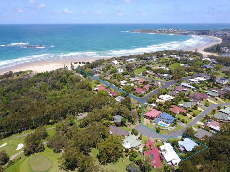 13 Ocean Links Close, Safety Beach, NSW 2456