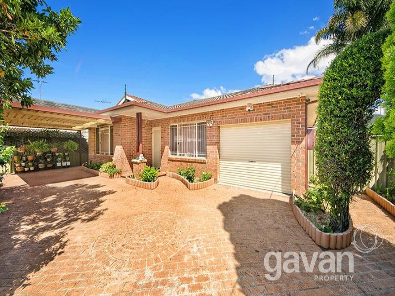 29a Henry Lawson Drive, Peakhurst, NSW 2210 Property Details