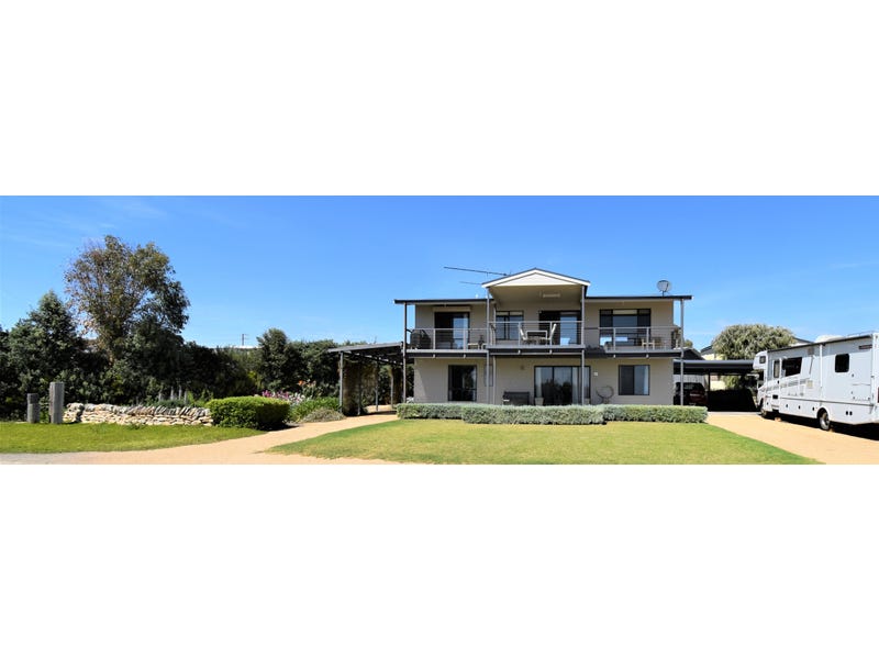 72 Esplanade, Point Turton, SA 5575