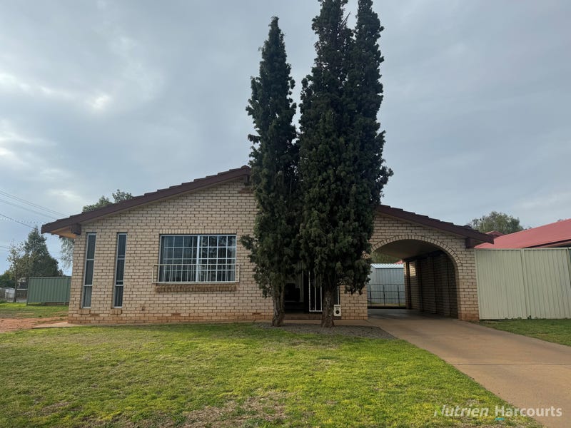 25 Lamrock Street, Cobar, NSW 2835 House for Sale
