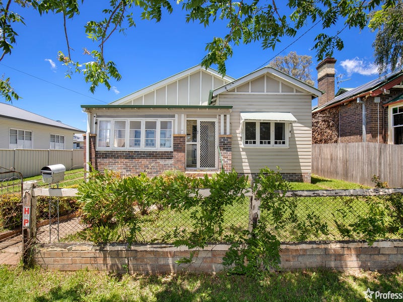 194 Brown Street, Armidale, NSW 2350 Property Details