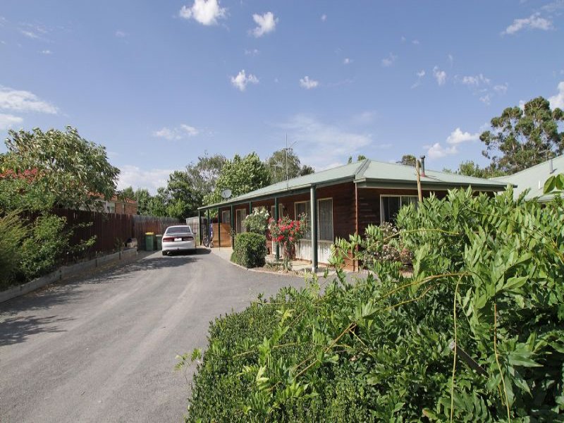 28 Farnham Road, Healesville, Vic 3777 Property Details