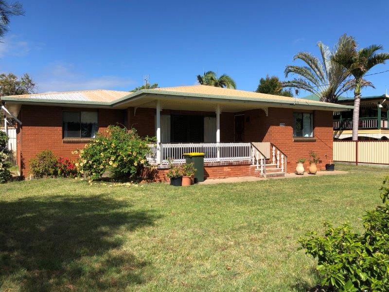 498 Esplanade, Urangan, QLD 4655