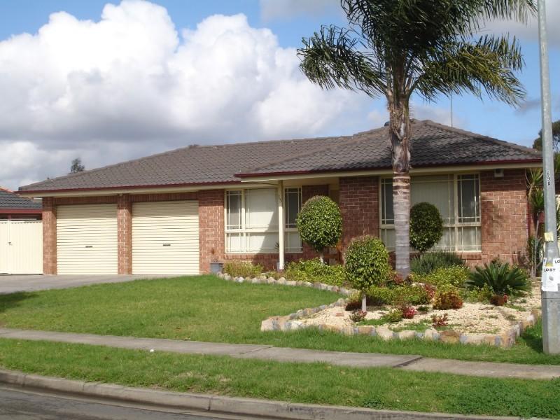 13 Collarenebri Rd, Hinchinbrook, NSW 2168 Property Details