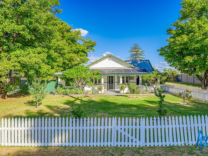 107 Ladywell Street, Beckenham, WA 6107