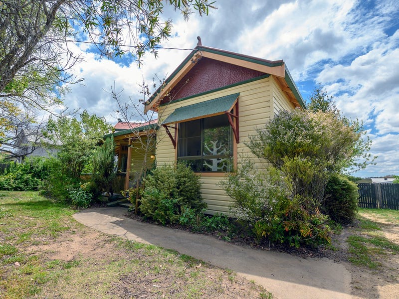 260 Bourke Street, Glen Innes, NSW 2370