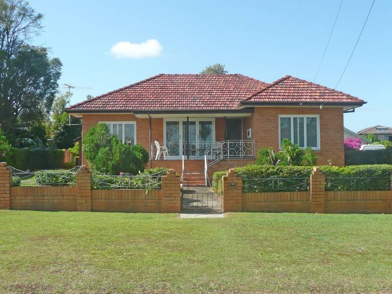 10 Largs Street, Darra, Qld 4076 Property Details