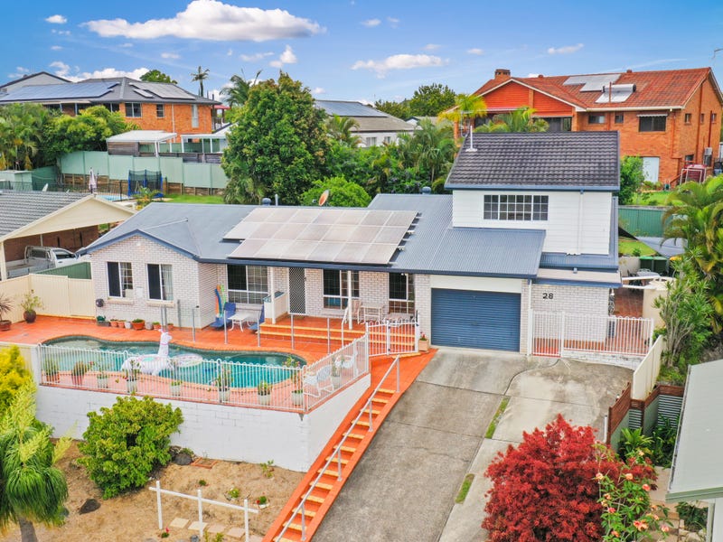 28 Darel Drive, Ashmore, Qld 4214 Property Details