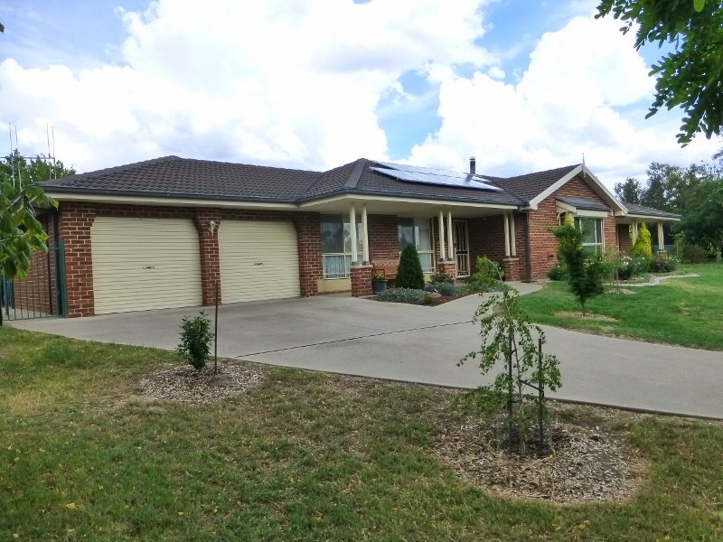 32 Church Street, Perthville, NSW 2795