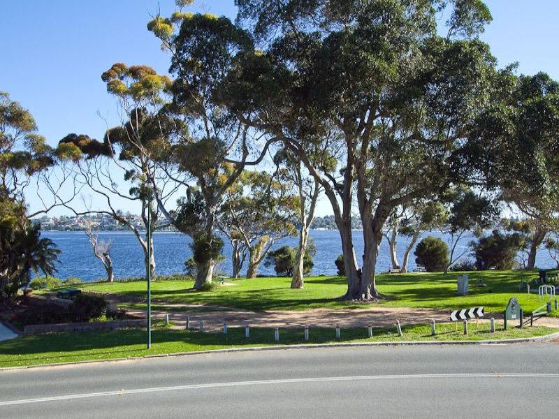 121 Victoria Avenue, Dalkeith, WA 6009