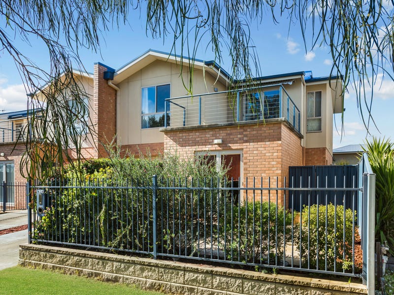 63A Havlin Street E, Flora Hill, VIC 3550