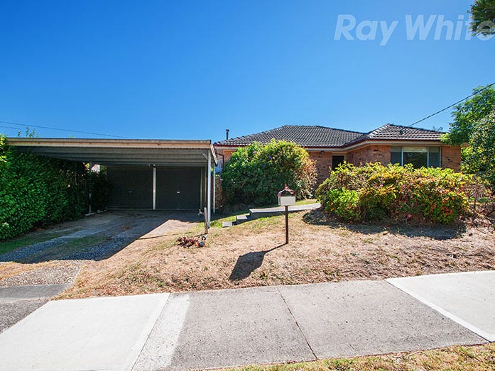 13 LARBERT ROAD, Mooroolbark, Vic 3138 Property Details