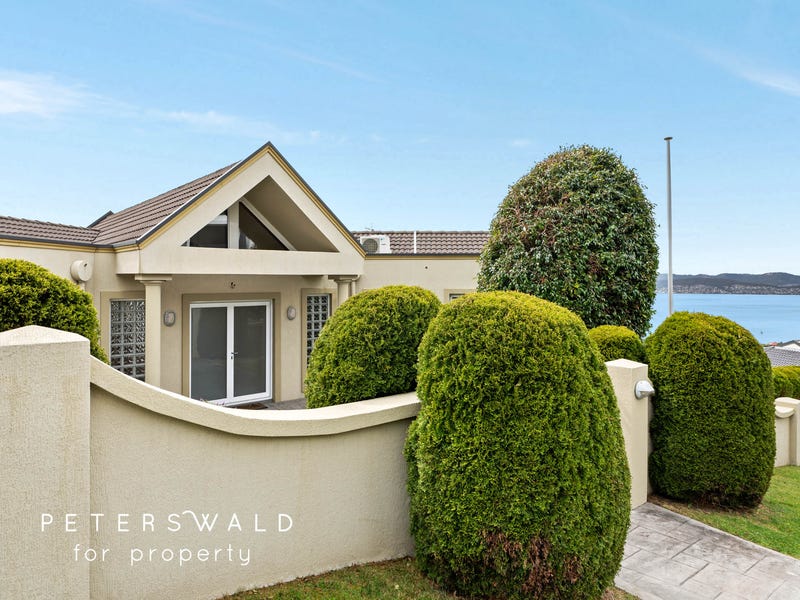 5 Nicholas Drive, Sandy Bay, TAS 7005