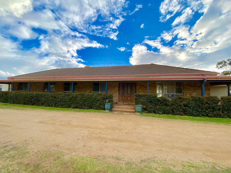 228 Nash Street, Parkes, NSW 2870 Property Details
