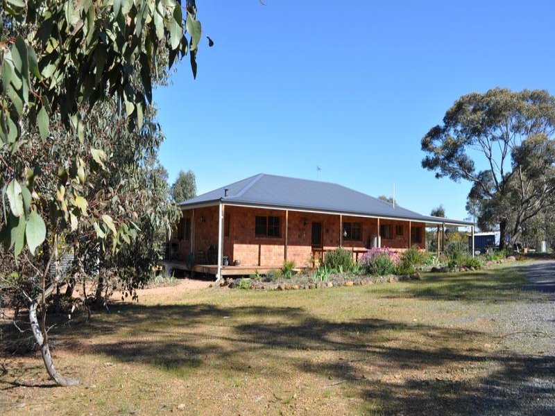 57 CarisbrookHavelock Rd, Carisbrook, Vic 3464 Property Details