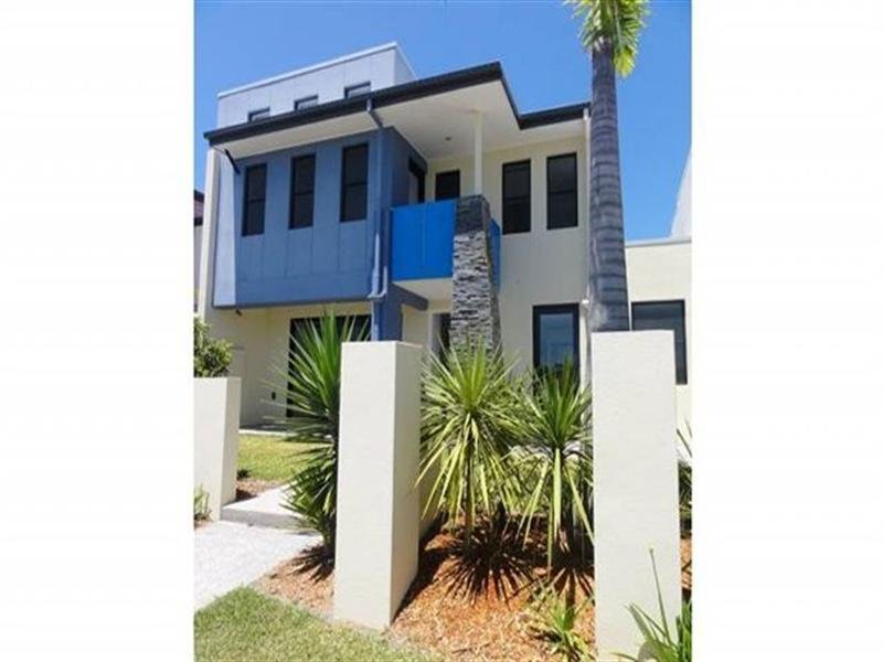 65 Sickle Avenue, Hope Island, Qld 4212