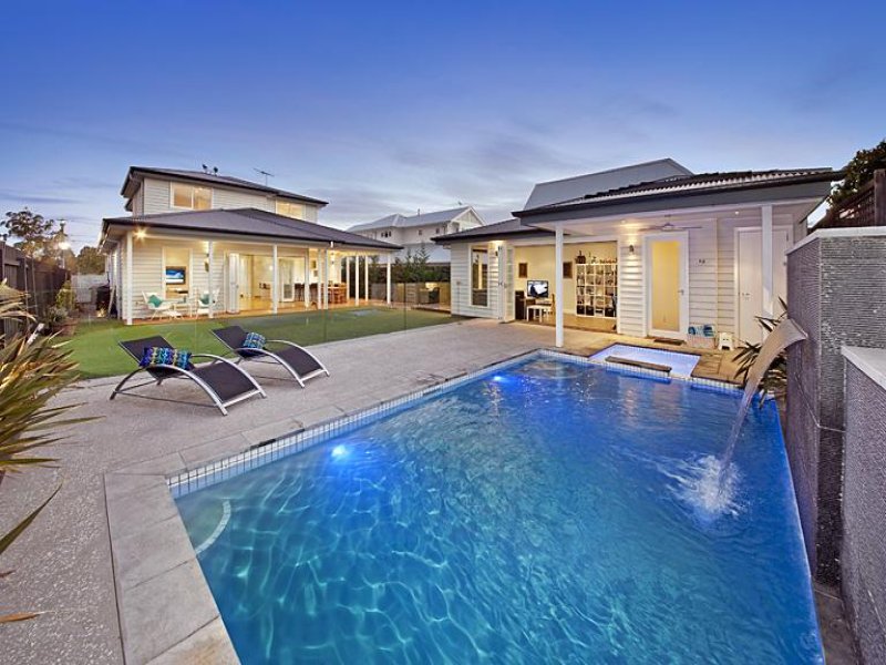 63 Raynes Park Road, Hampton, Vic 3188 Property Details