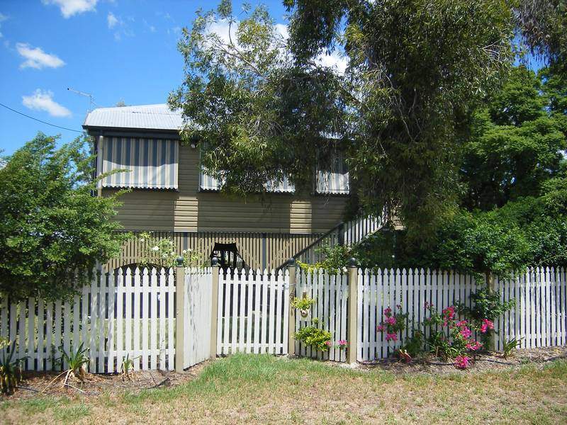 50 Winton St, Goondiwindi, Qld 4390 Property Details
