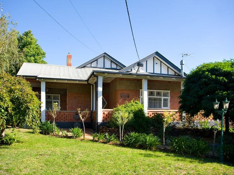 50 Raglan Street, Daylesford, Vic 3460 Property Details