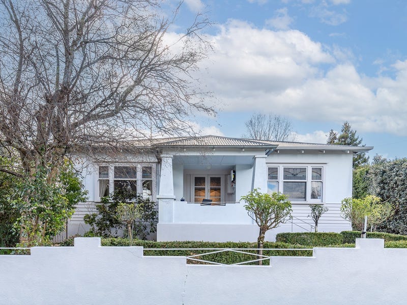 37 West Parade, Deloraine, Tas 7304 Property Details