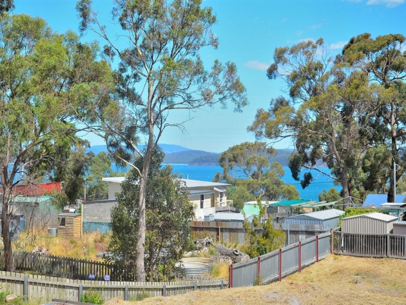 667 Primrose Sands Road, Primrose Sands, TAS 7173